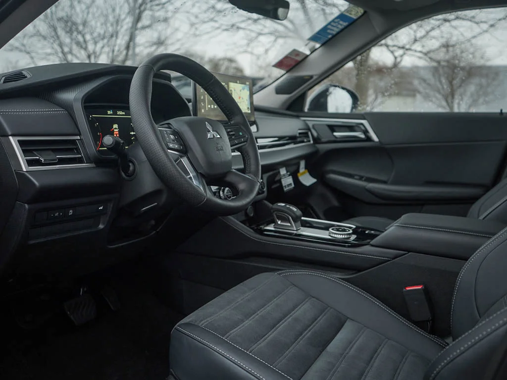 2026 Mitsubishi Outlander SE - Photo 18