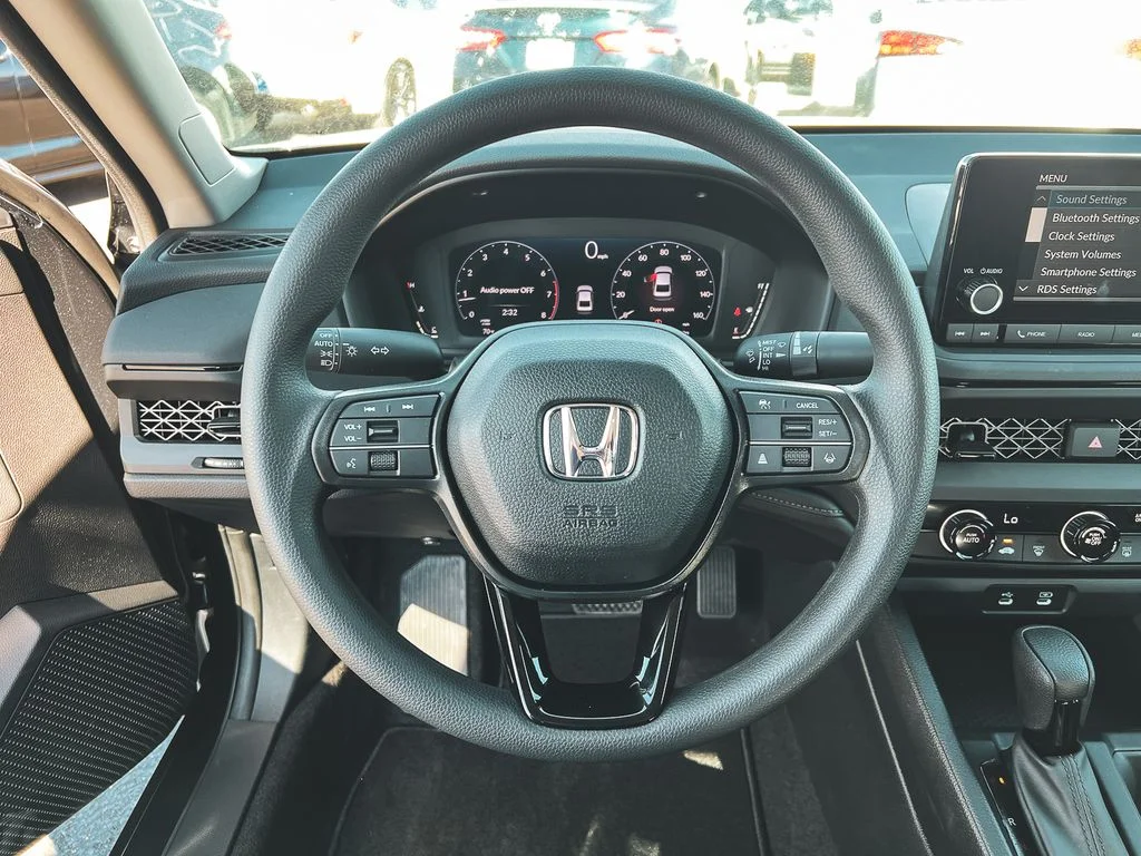 New 2026 Meteorite Gray Metallic Honda LX image 17