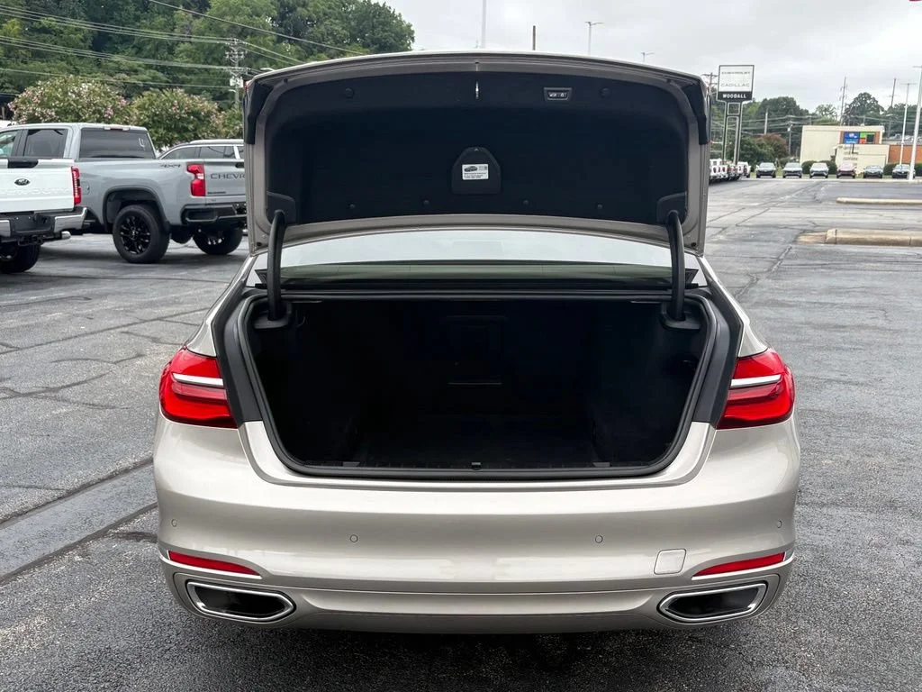 Used 2018 Gold BMW 740i image 6