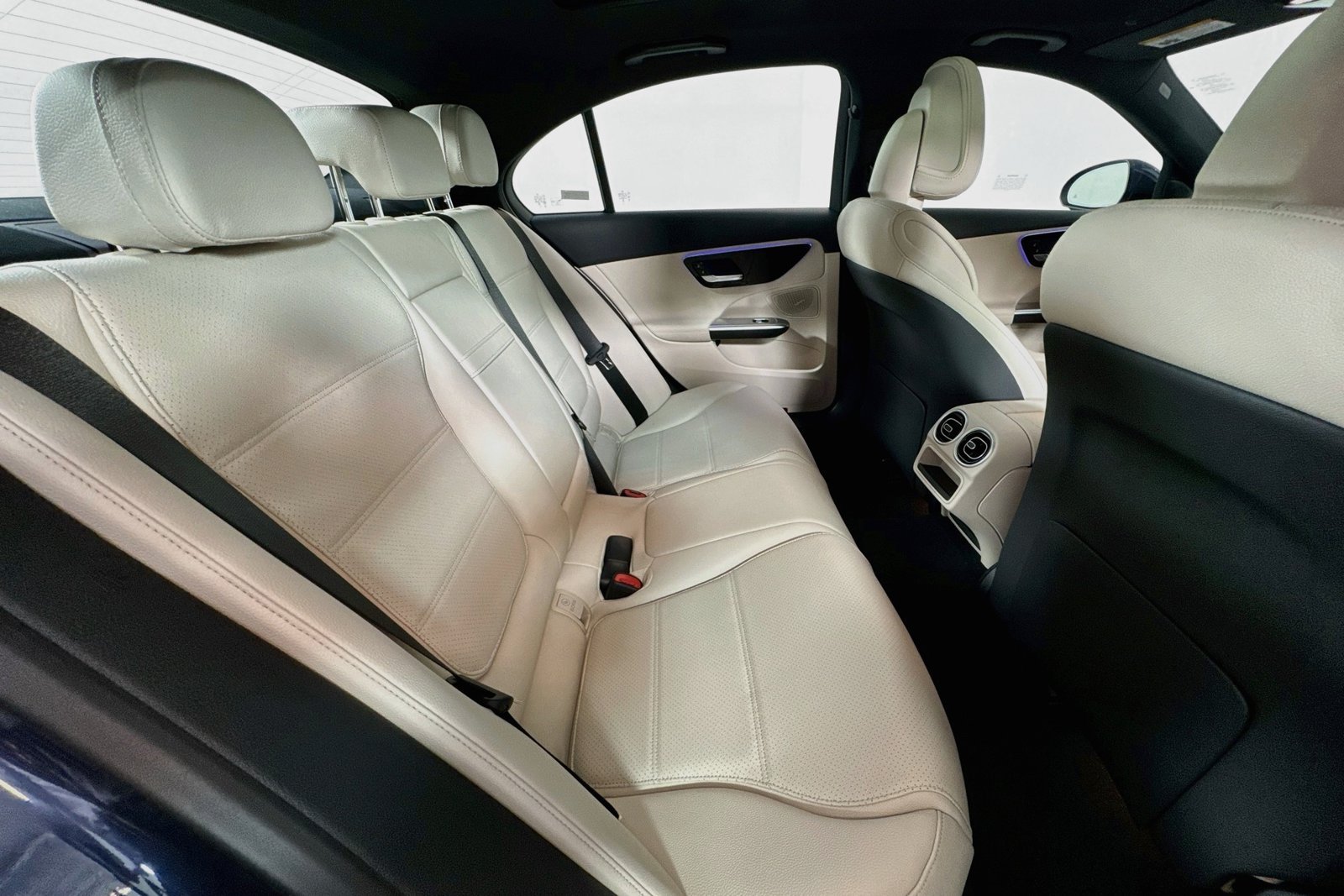 New 2026 Twilight Blue Metallic Mercedes-Benz C 300 image 25