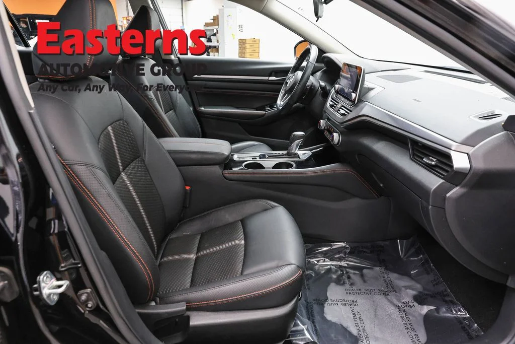 Used 2023 Black Nissan 2.5 SR image 26