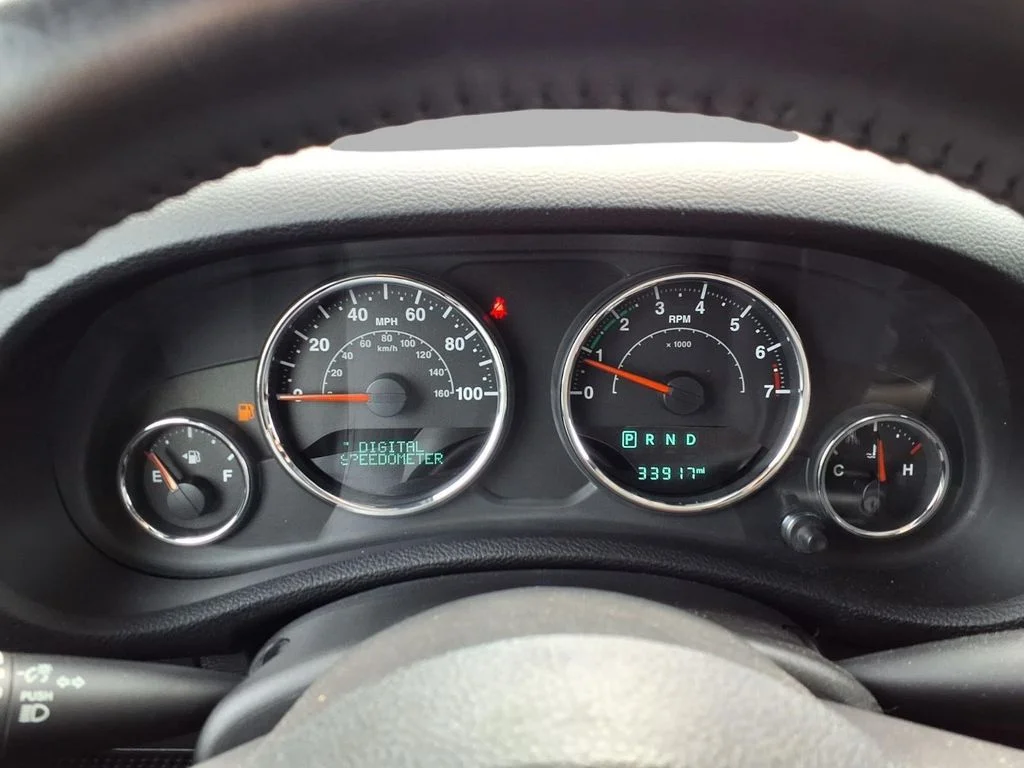 Used 2017 White Jeep Sport image 17
