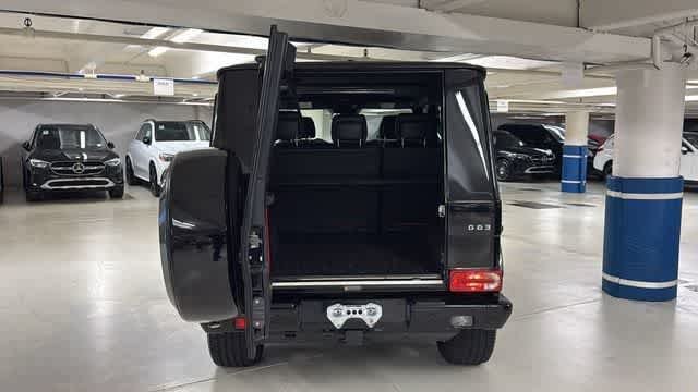 Used 2016  Mercedes-Benz AMG® G 63 image 8