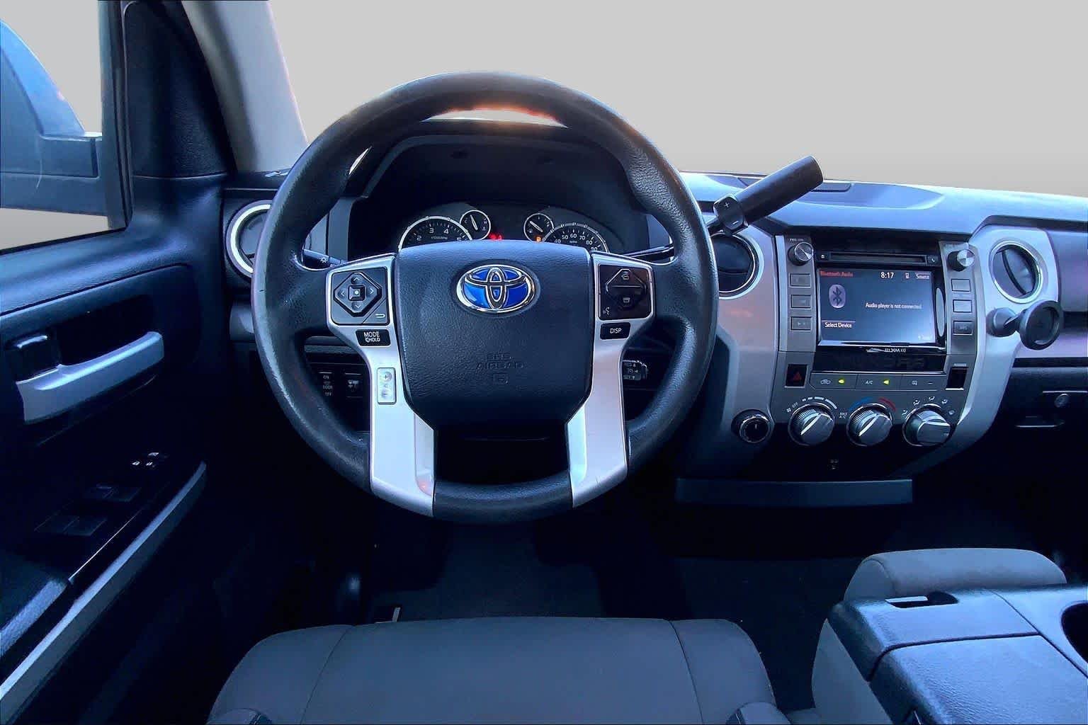 Used 2015 Blue Ribbon Metallic Toyota SR5 image 5