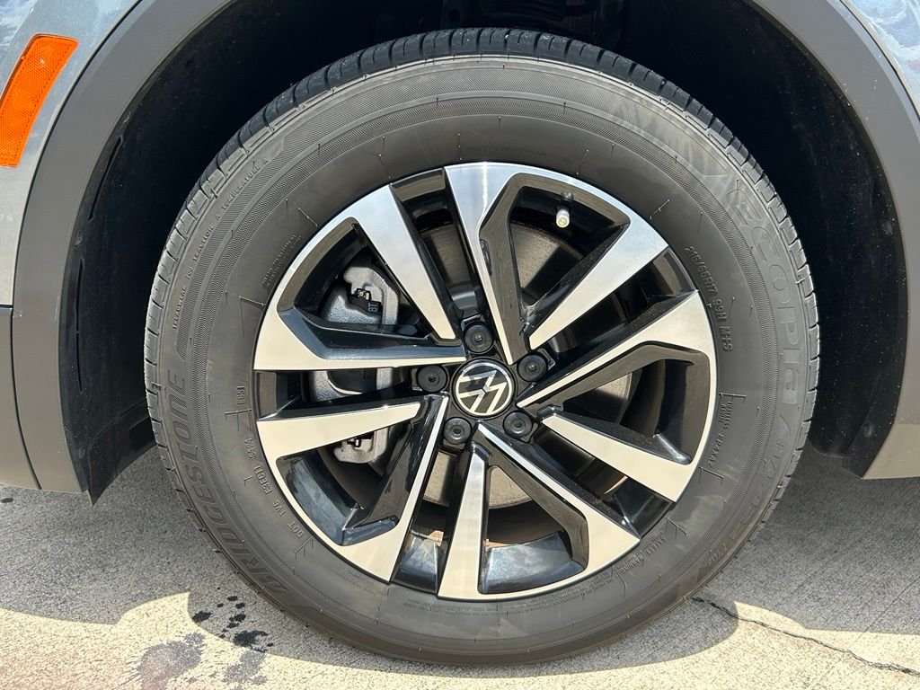 Certified Used 2024 Gray Volkswagen 2.0T S image 33