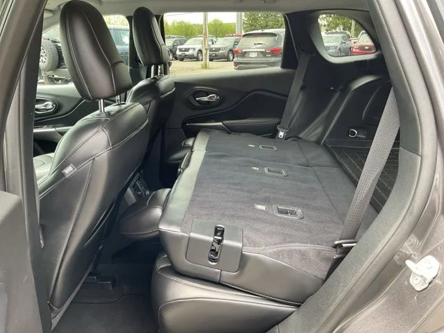 Used 2020 Gray Jeep Limited image 55