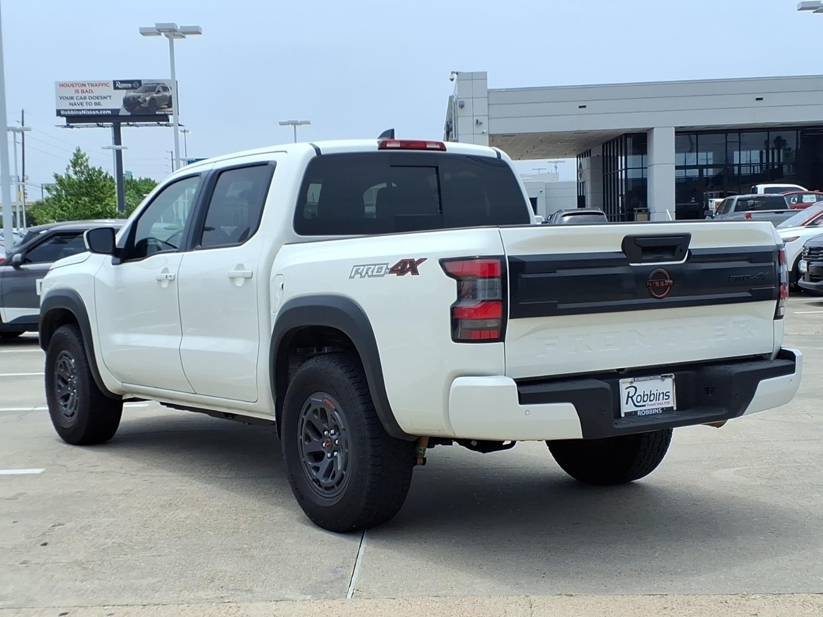 2026 Nissan Frontier PRO-4X White at Robbins Nissan