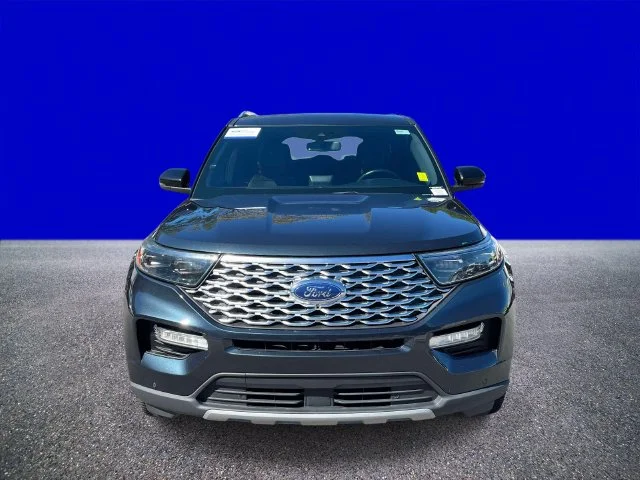 Certified Used 2022 Blue Metallic Ford Platinum image 8