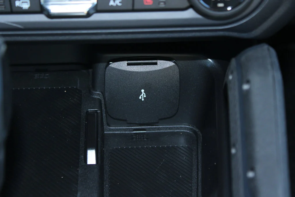 New 2026 Avalanche Gray Ford Badlands® image 31