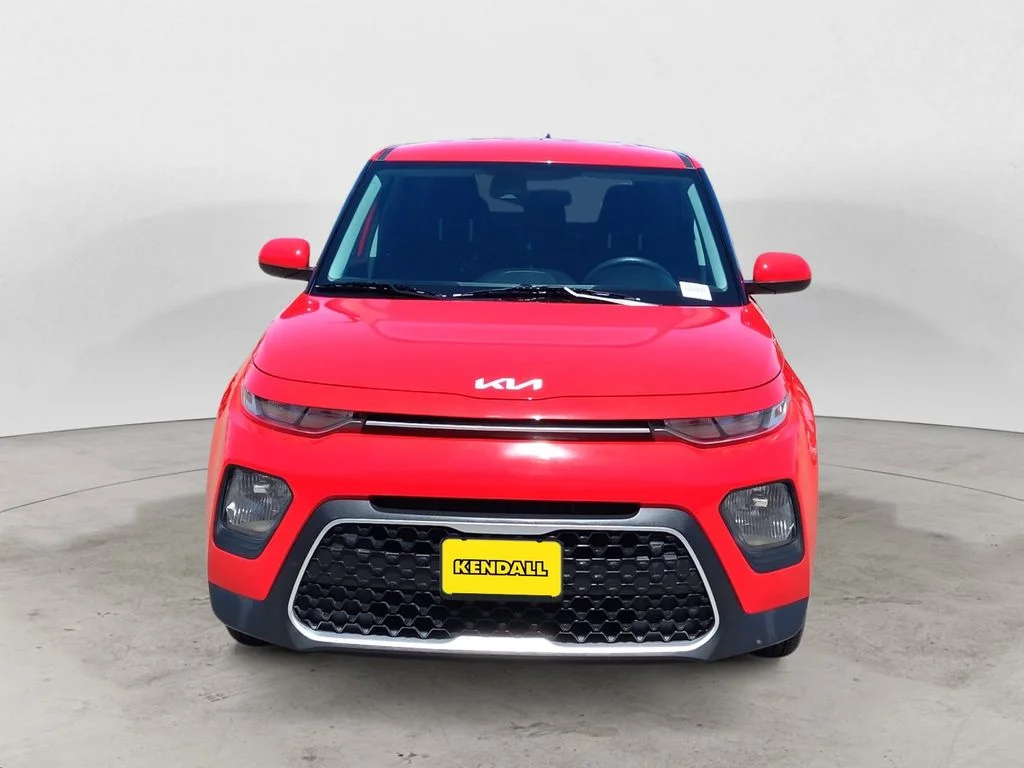 Used 2022 Red Kia LX image 8