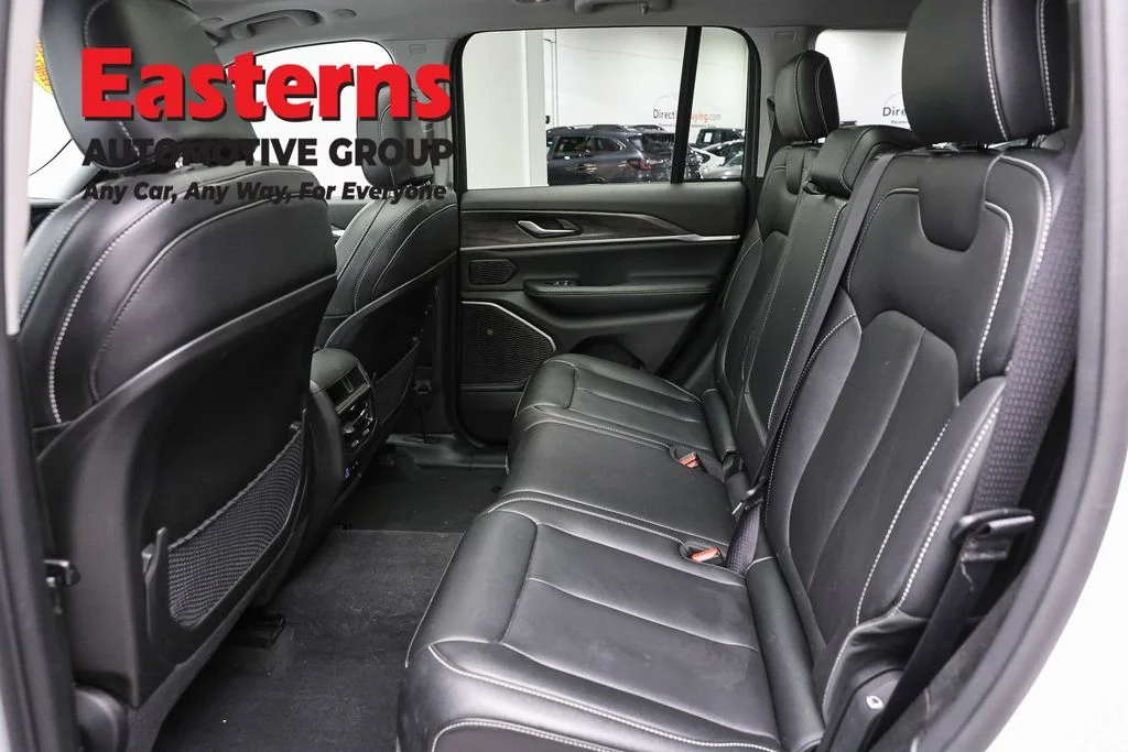 Used 2023 White Jeep 4xe image 24