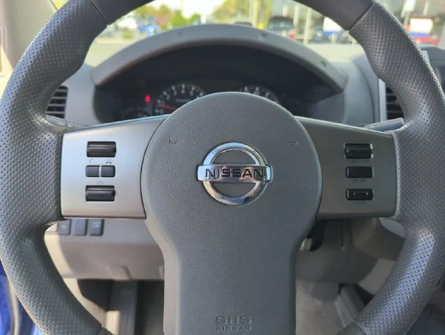 Used 2012 Blue Nissan SV image 42