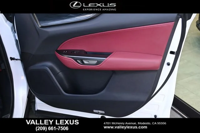 2025 Lexus NX 350 - Photo 18