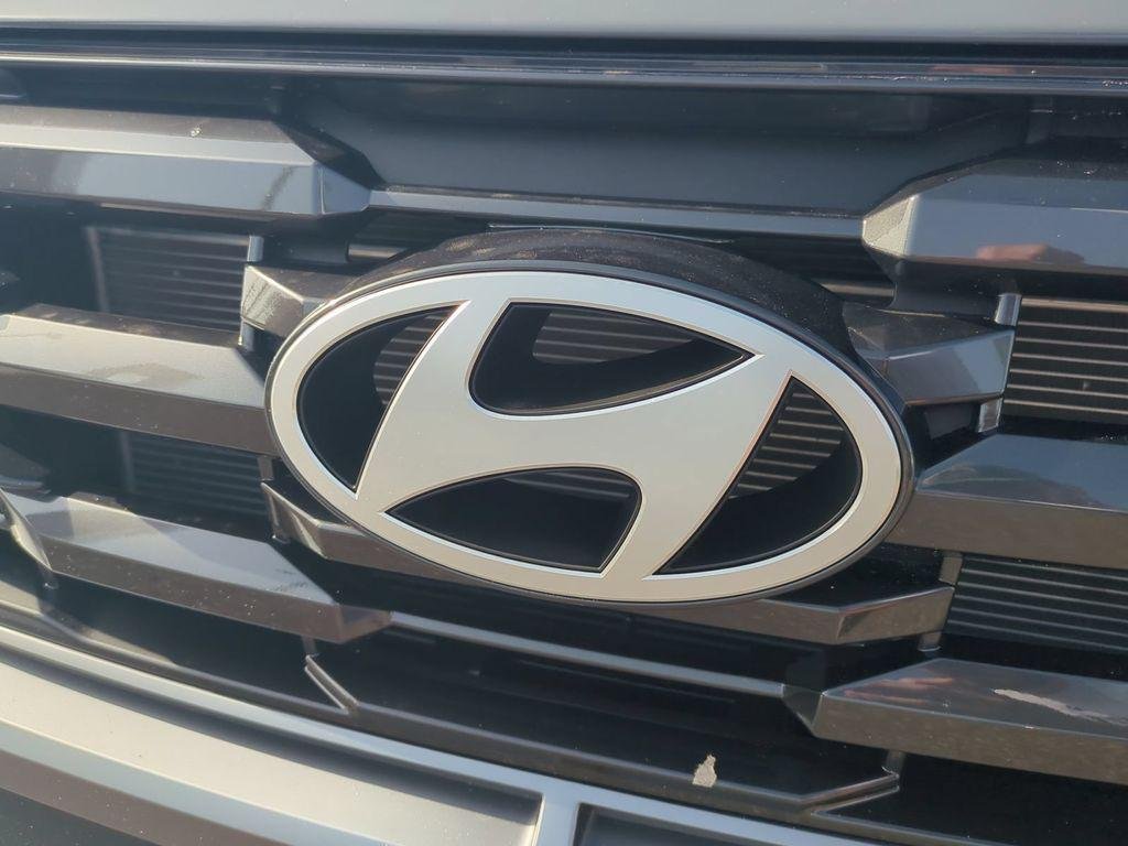 New 2026 Gray Hyundai SE FWD image 13