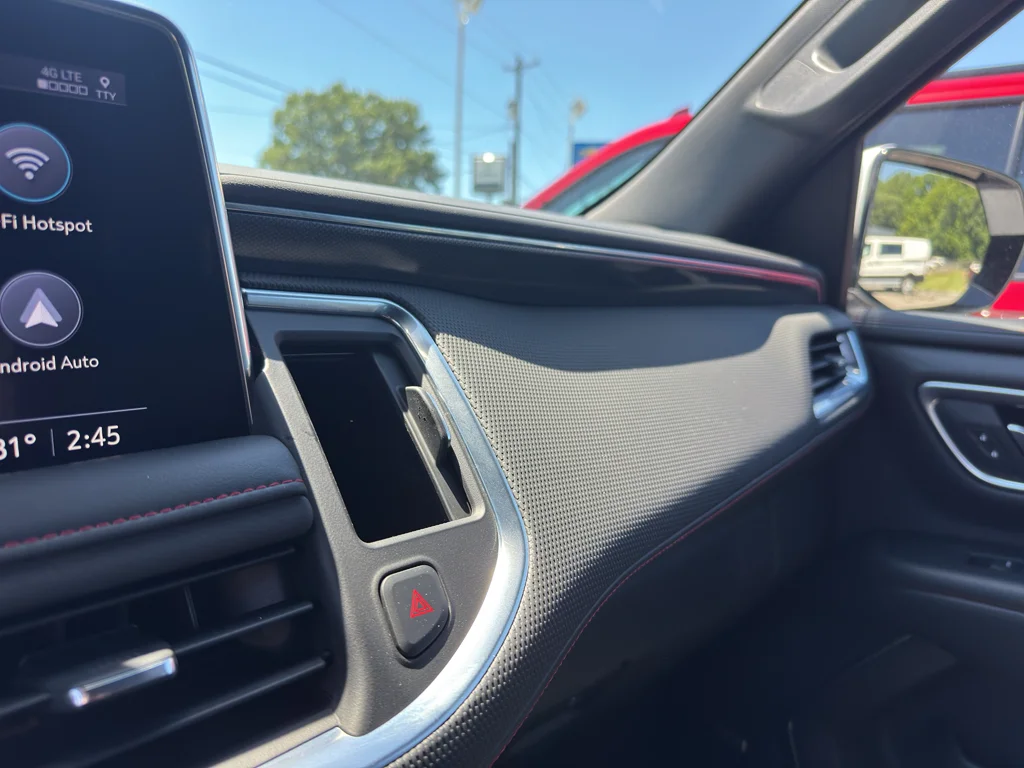 Used 2021 SUMMIT WHITE Chevrolet RST image 18