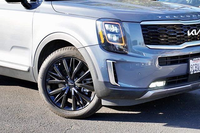 Used 2022 Silver Kia SX image 3