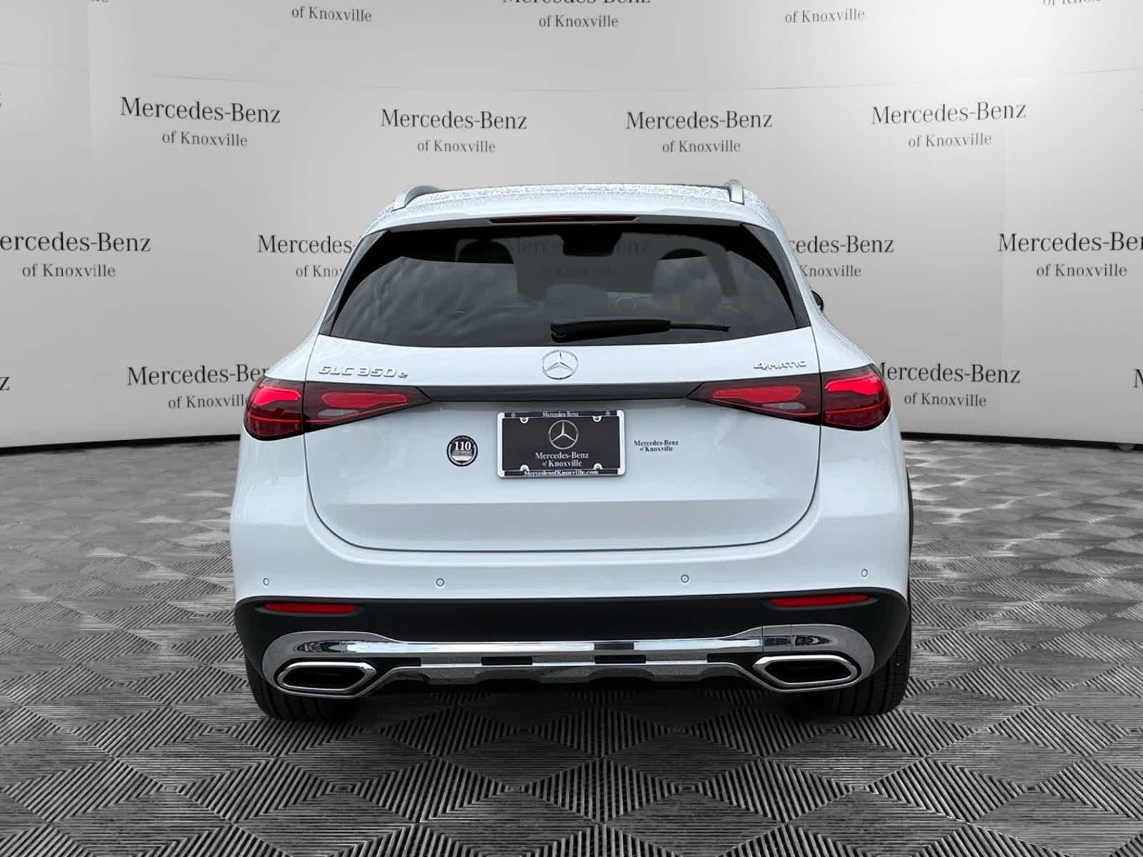 Used 2026 MANUFAKTUR Moonlight White Metallic Mercedes-Benz GLC 350e image 4