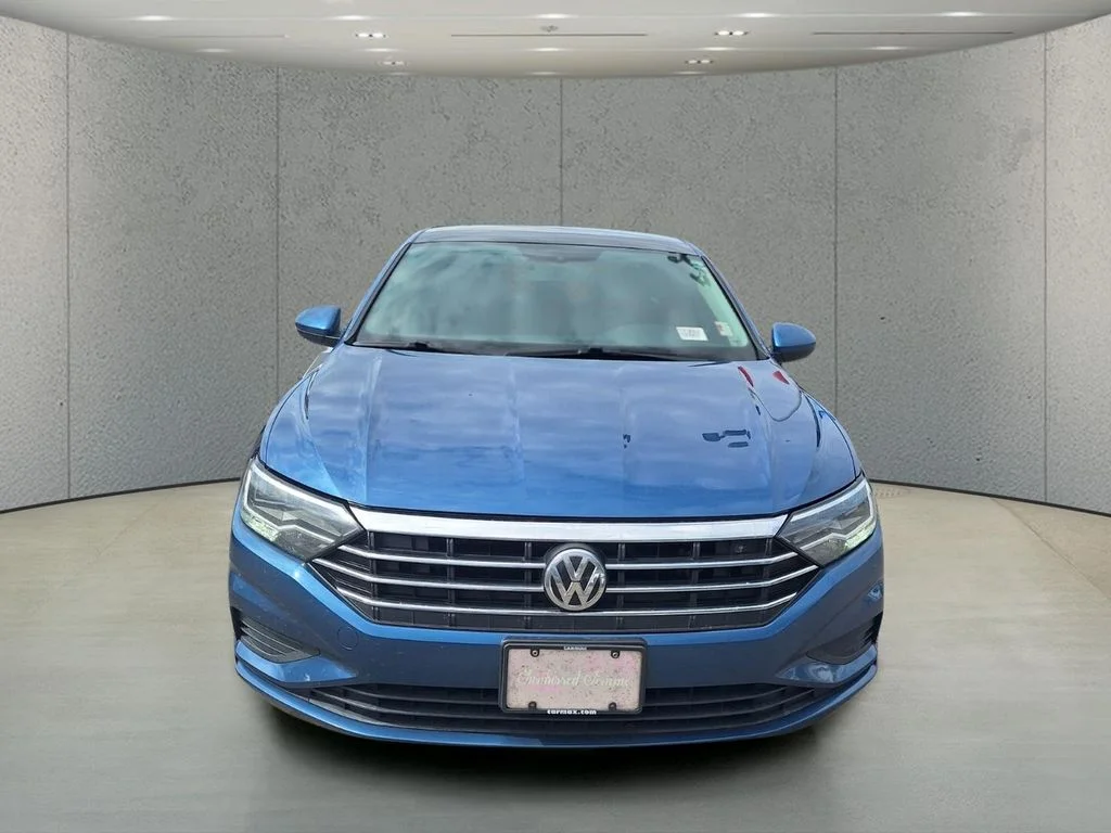Used 2019  Volkswagen  image 7