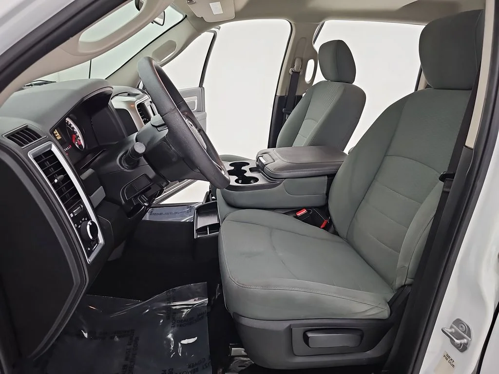 Used 2019 White Ram SLT image 18
