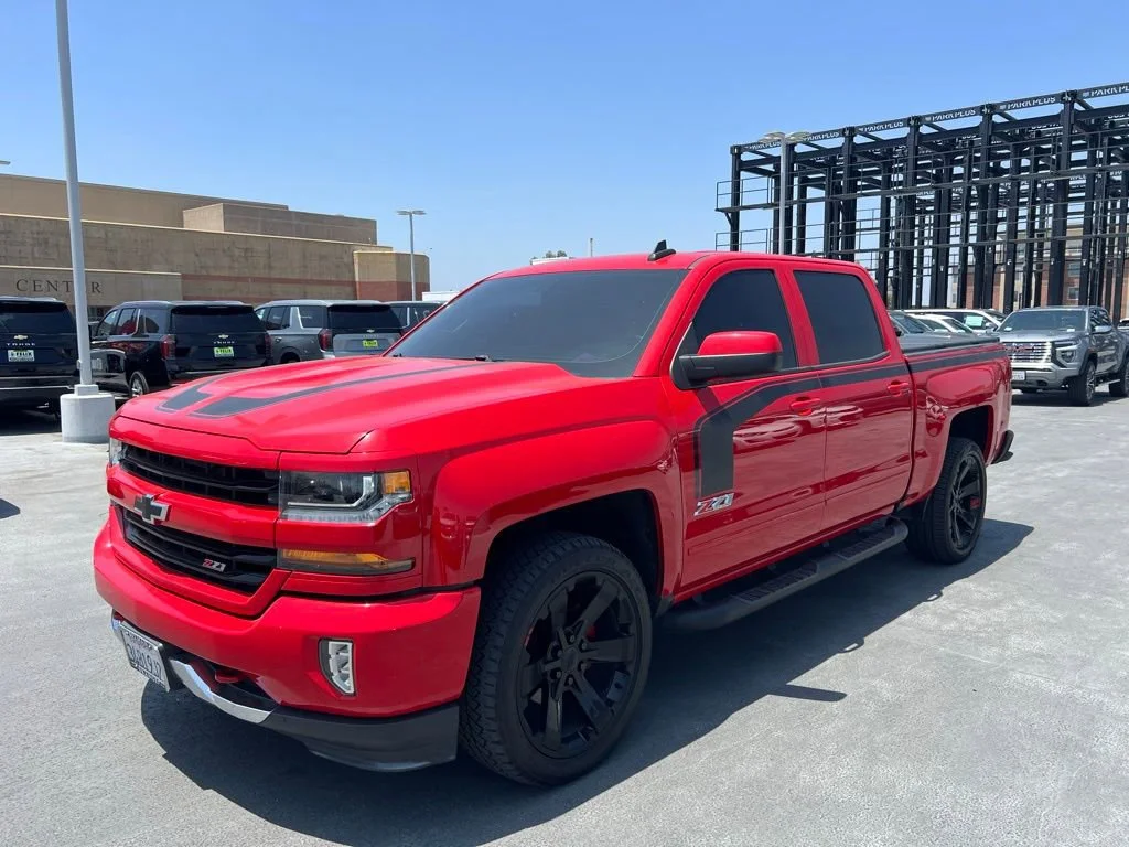 2018 Chevrolet Silverado 1500 LT Z71 4X4 Crew Cab Short Box's photo
