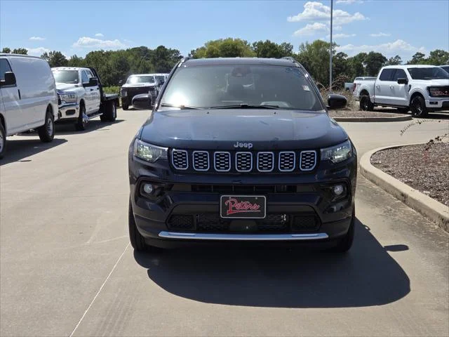 New 2026 Fathom Blue Pearl-Coat Exterior Paint Jeep Limited image 2