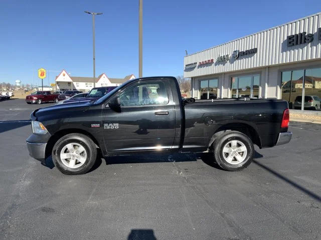 Used 2016 RAM Ram 1500 Pickup Tradesman with VIN 3C6JR6AT9GG239310 for sale in Holton, KS