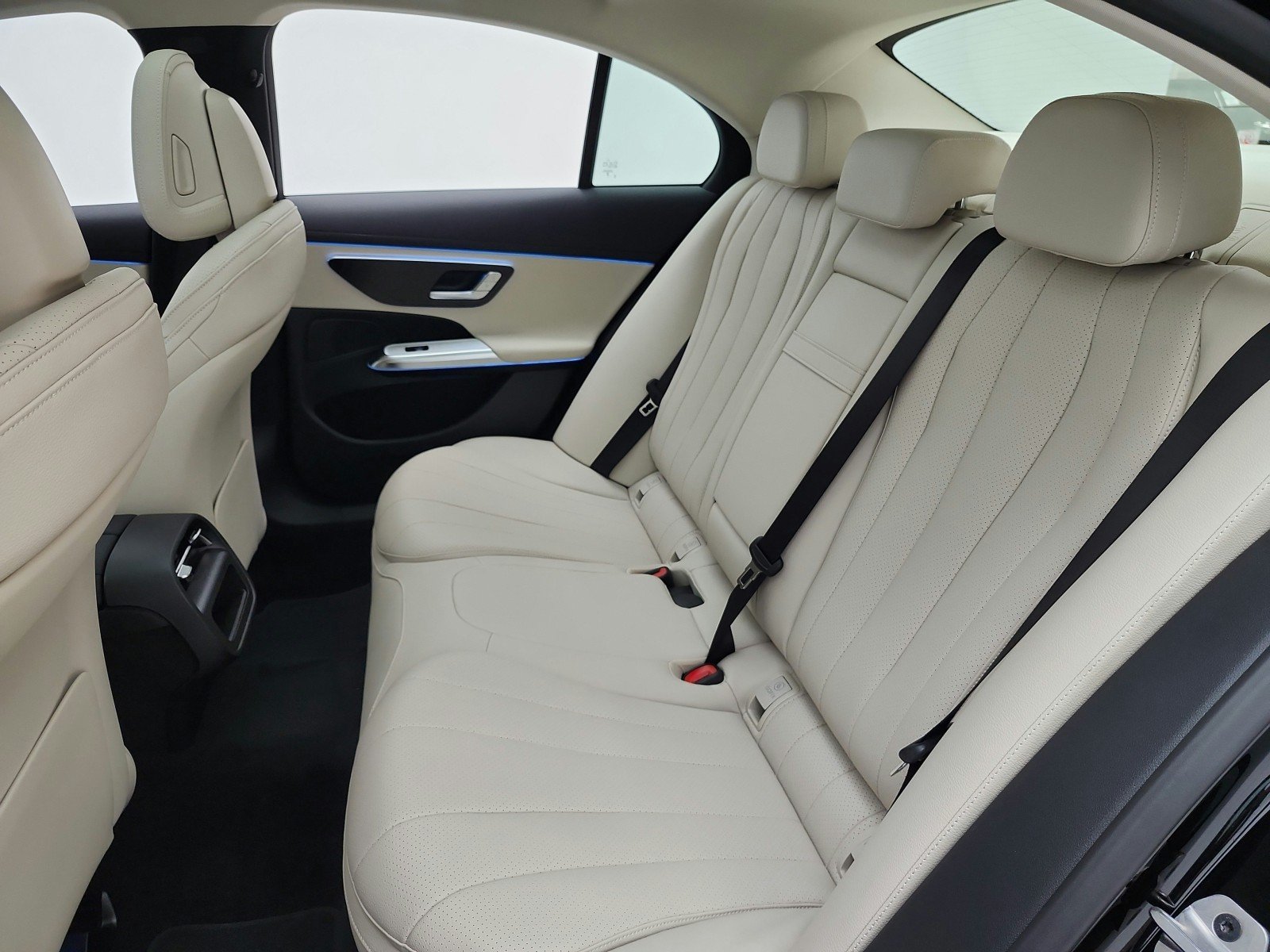 New 2026 Obsidian Black Metallic Mercedes-Benz E 350 RWD Sedan image 11