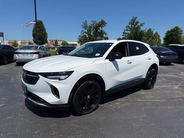 Used 2021 White Buick Essence image 3