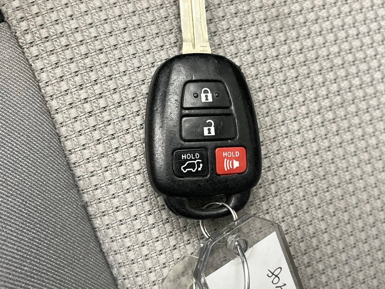 Used 2016 Gray Toyota XLE image 23