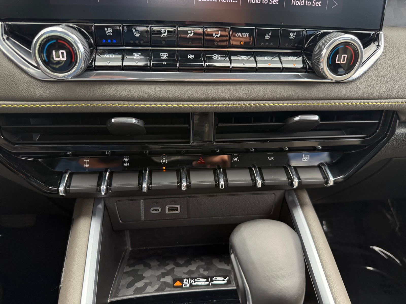 Used 2024 Summit White Chevrolet ZR2 image 13