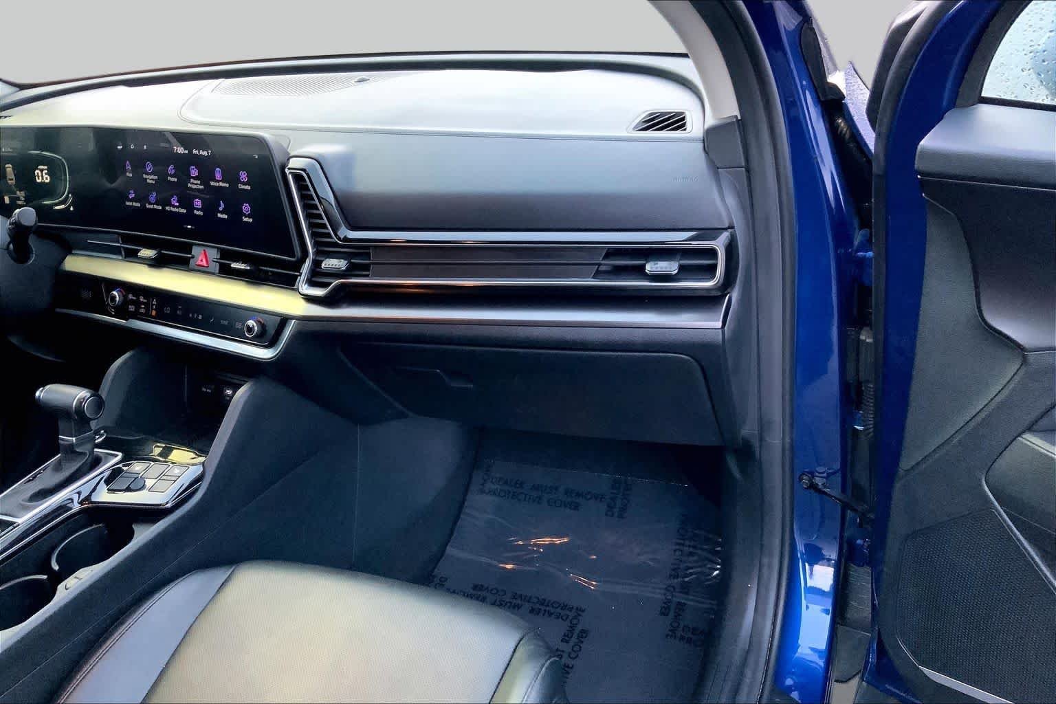 Used 2024 Sapphire Blue Kia EX image 16