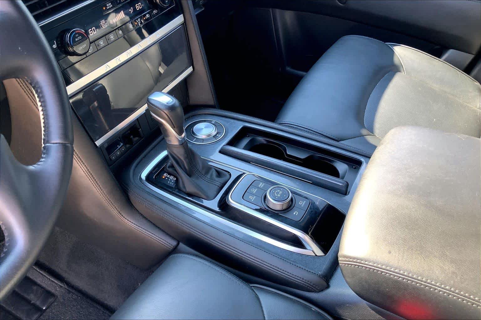 Used 2023 Aspen White Tricoat Nissan SL image 17