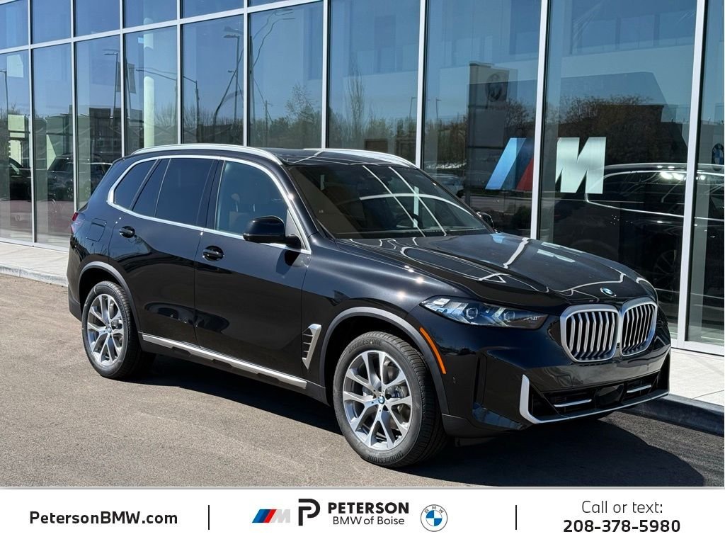 New 2026 Black Sapphire Metallic BMW xDrive40i image 7