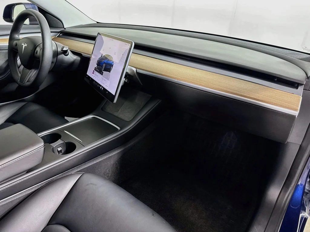 Used 2022 Blue Tesla Long Range image 34