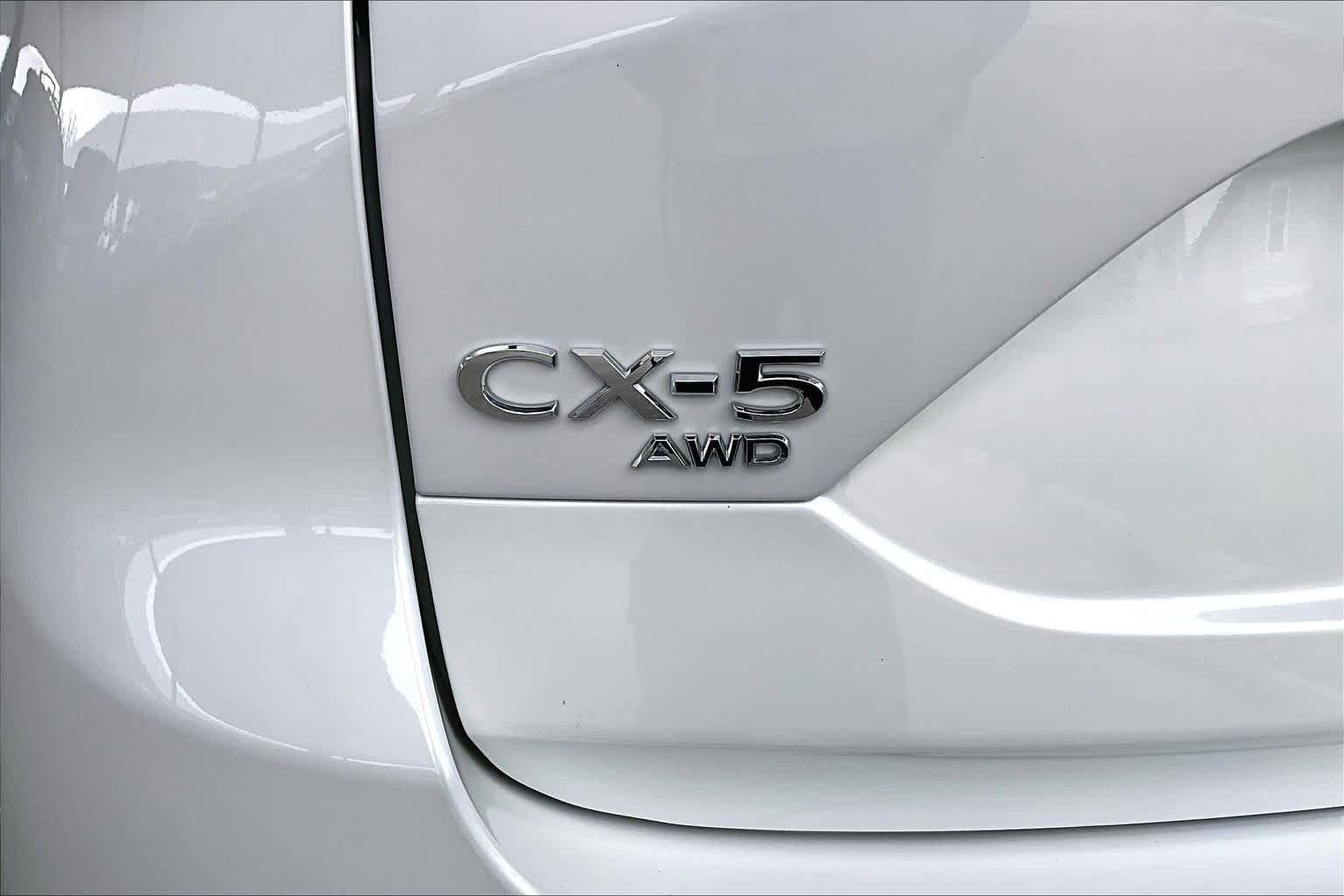 Used 2023 Rhodium White Metallic Mazda 2.5 S Select Package image 10