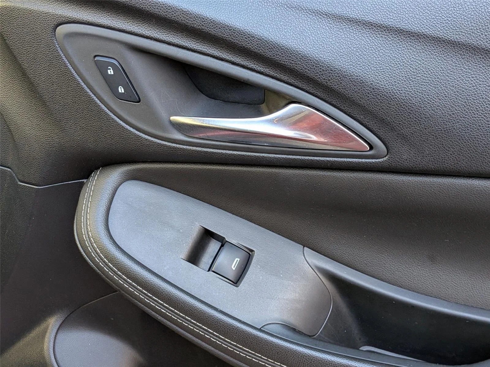 Used 2024 Sunrise Red Metallic Buick Sport Touring image 34