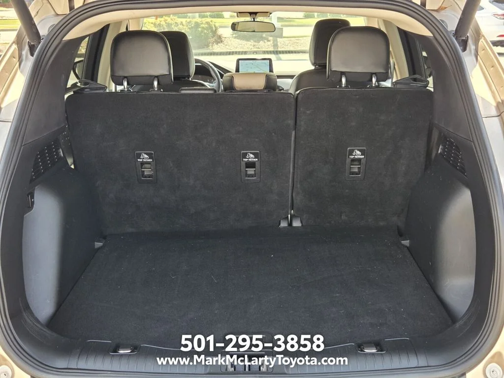 Used 2020 Gold Ford SEL image 13
