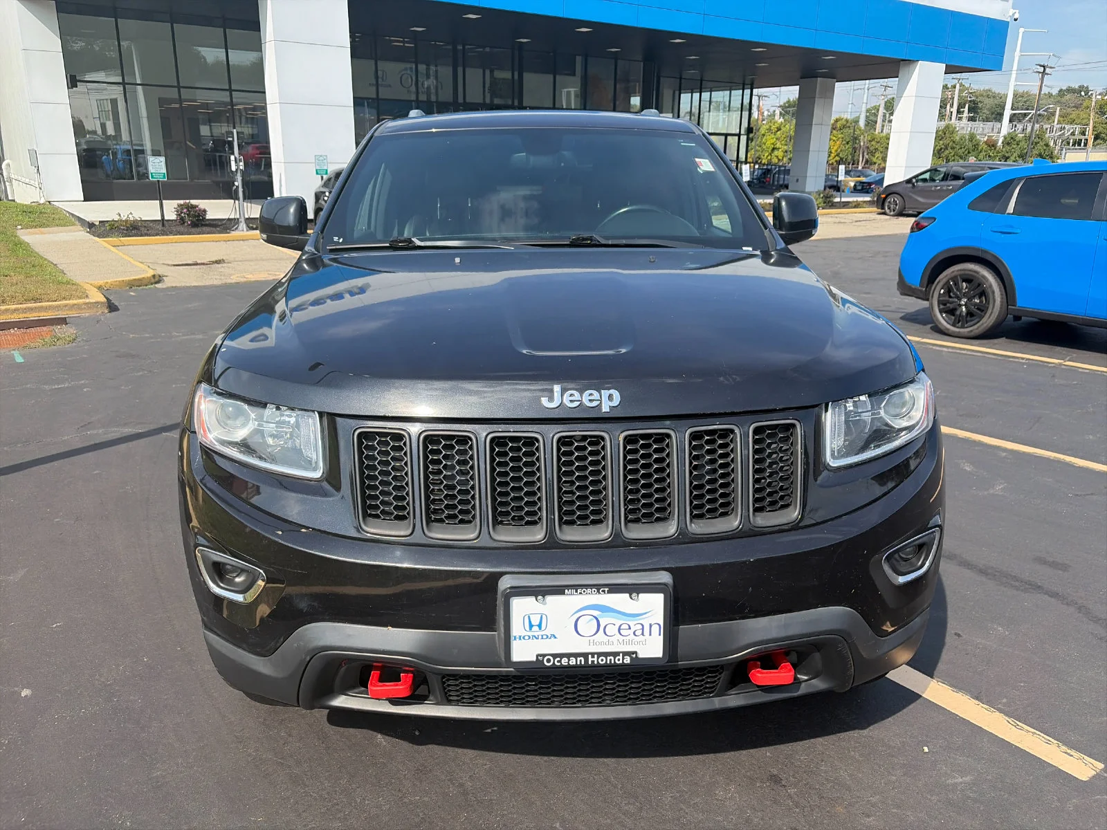 Used 2014 Brilliant Black Crystal Pearlcoat Jeep Limited image 8