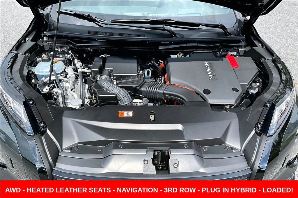 New 2026 Gray Nissan Platinum image 12