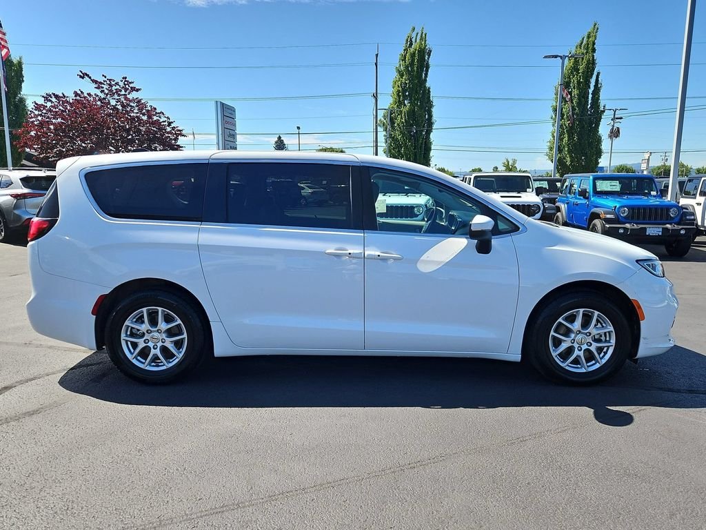 Used 2023 Bright White Clearcoat Chrysler Touring L image 7
