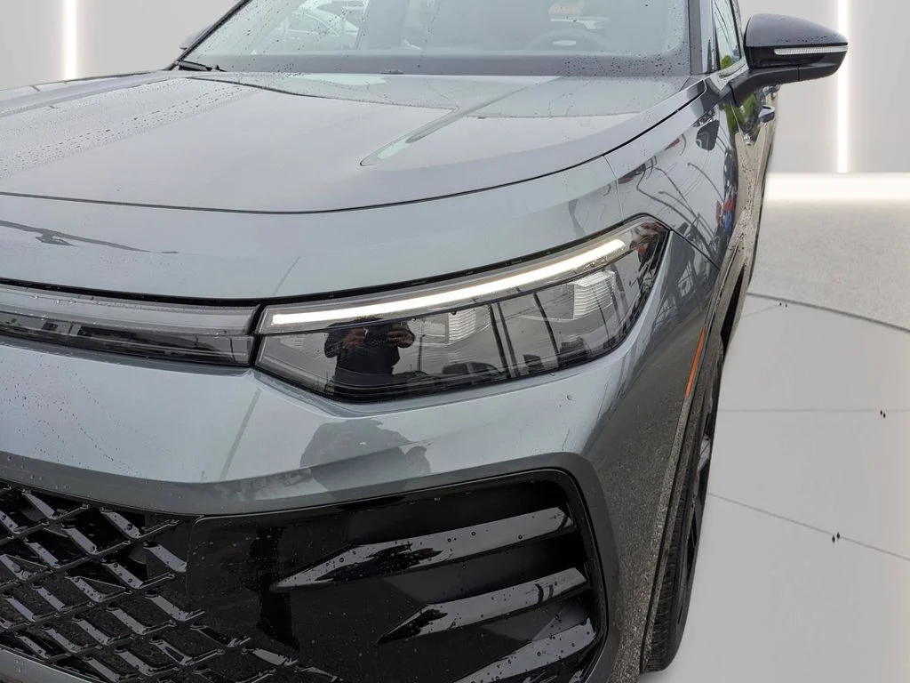 New 2026 Gray Volkswagen 2.0T SE R-Line Black image 14