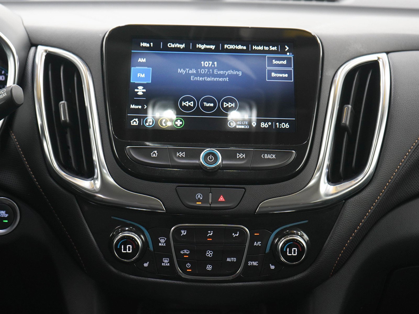 Used 2024 Lakeshore Blue Metallic Chevrolet Premier image 18