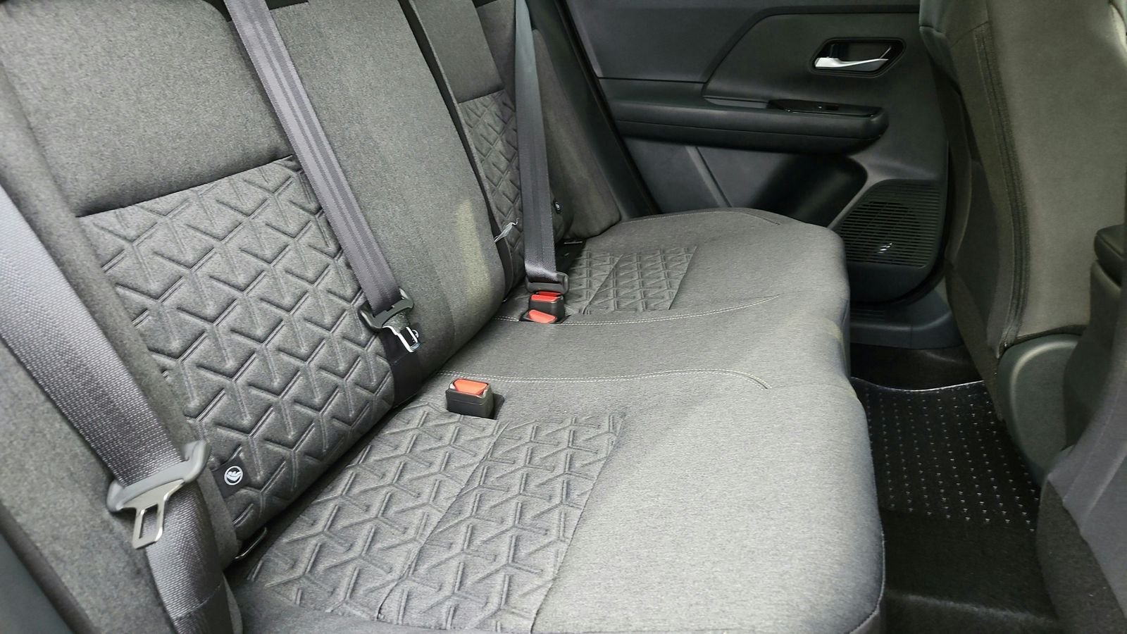 2026 Nissan KICKS SV - Photo 29
