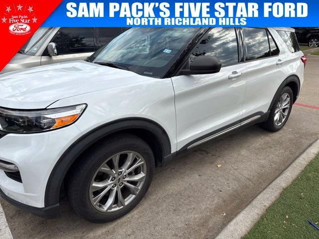 Used 2020 White Ford XLT image 1