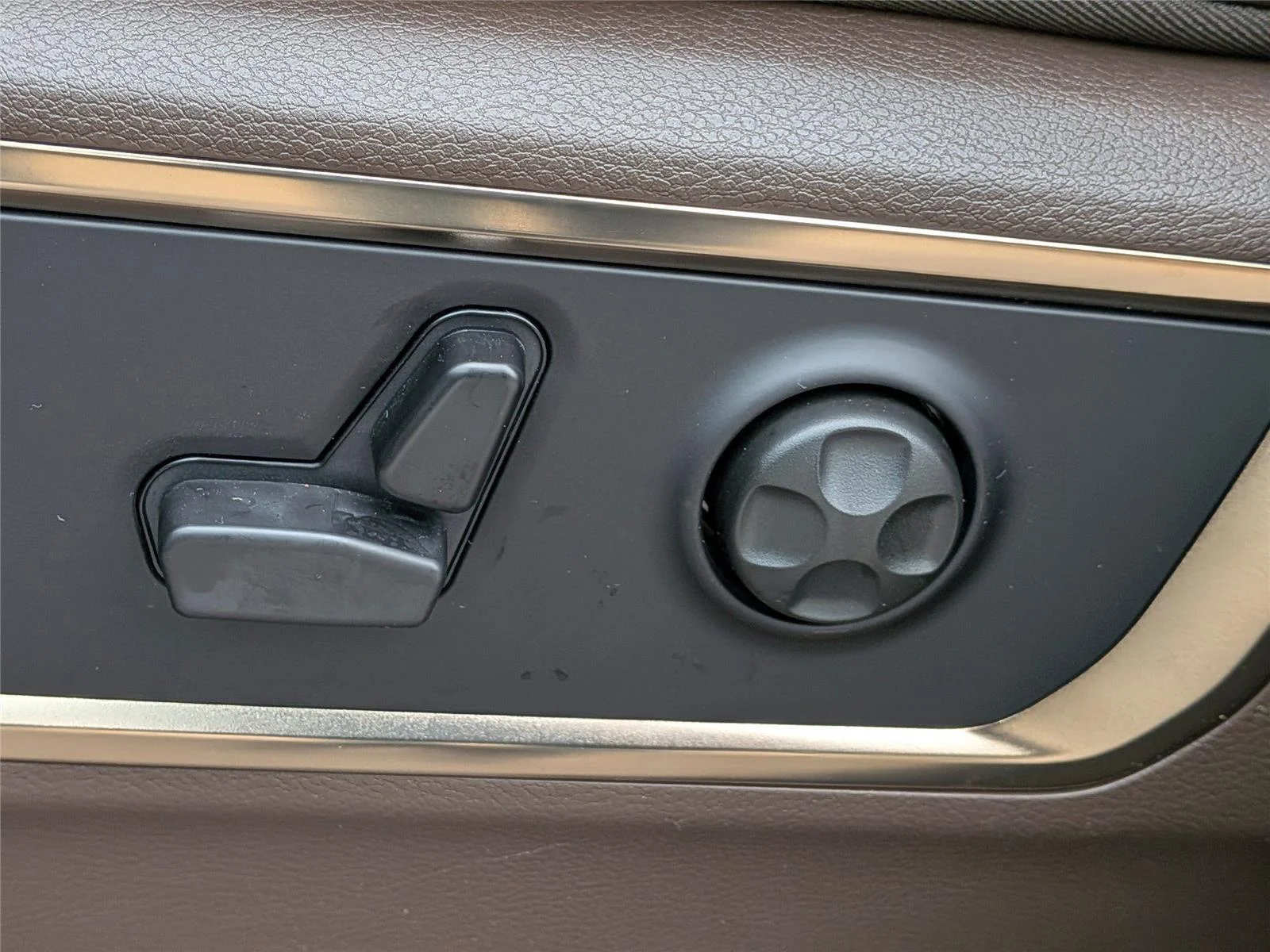 2026 RAM 1500 Limited Longhorn - Photo 20