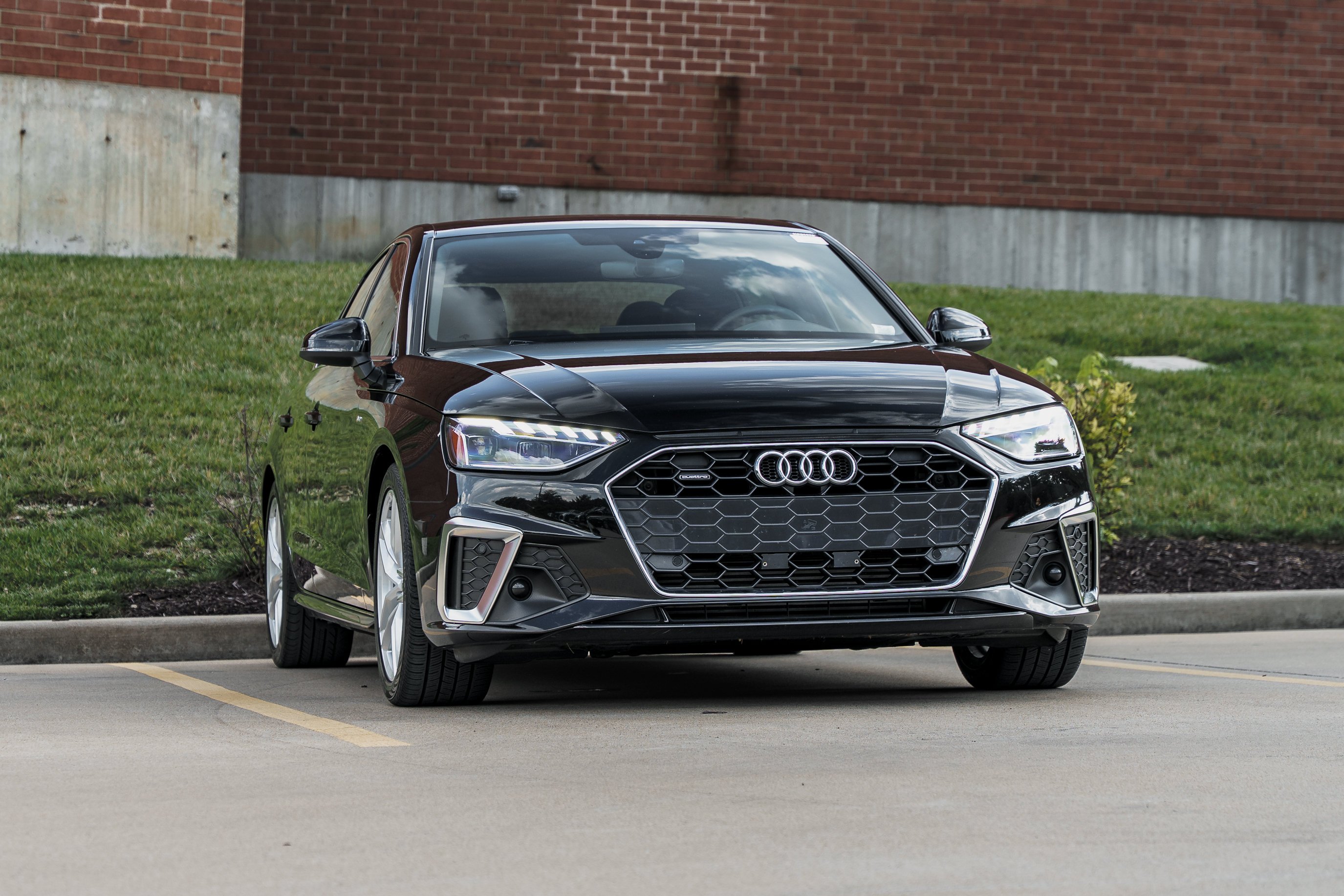 Used 2024 Mythos Black Metallic Audi S line Premium image 1