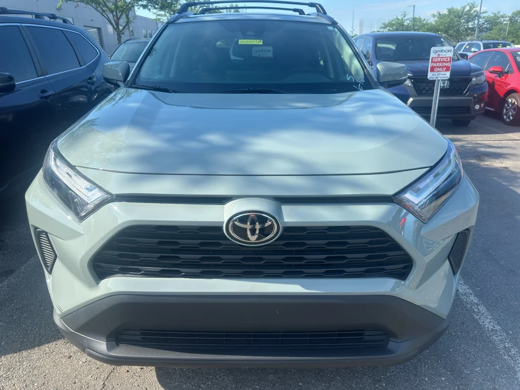 Used 2022 Lunar Rock Toyota XLE image 2