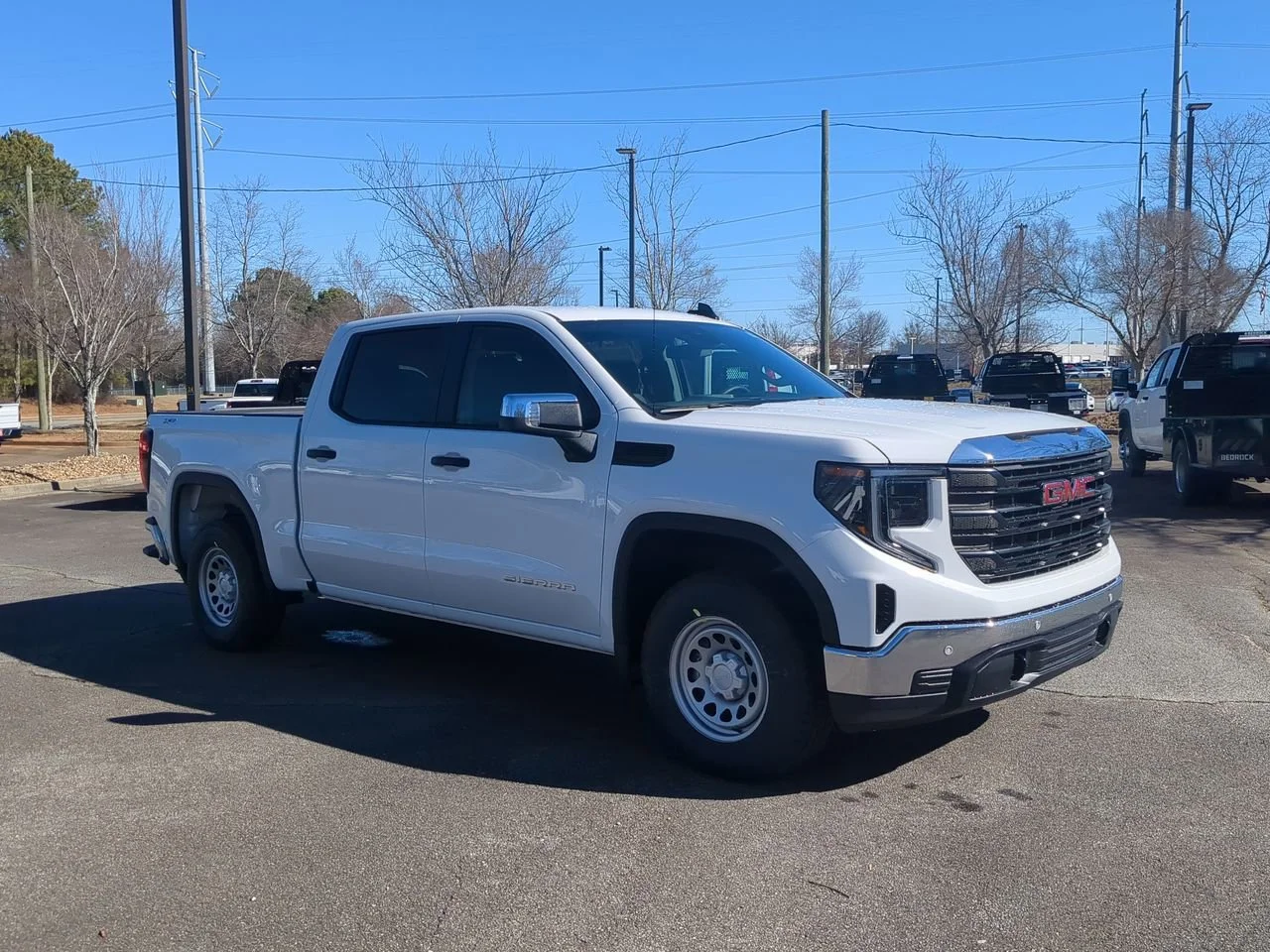 New 2026 Summit White GMC Pro image 2