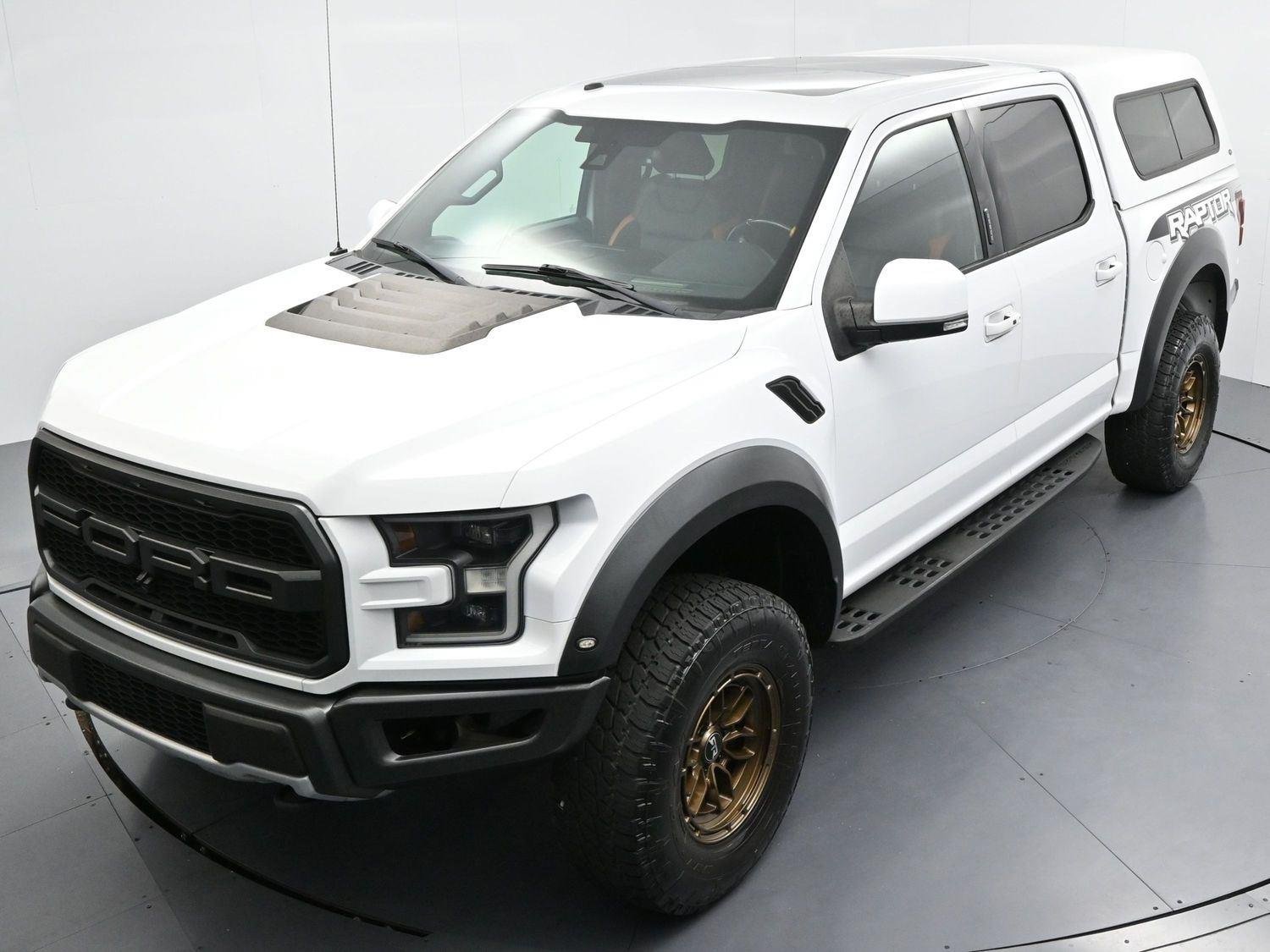 Used 2018 Oxford White Ford Raptor image 47
