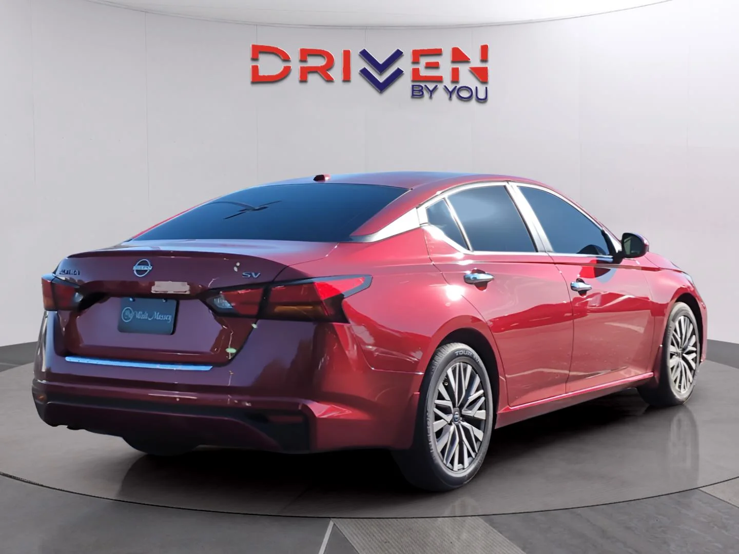 Used 2023 Scarlet Ember Tintcoat Nissan 2.5 SV image 5